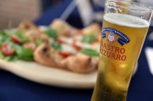 Pizza-a-Nastro-2014-con-birra