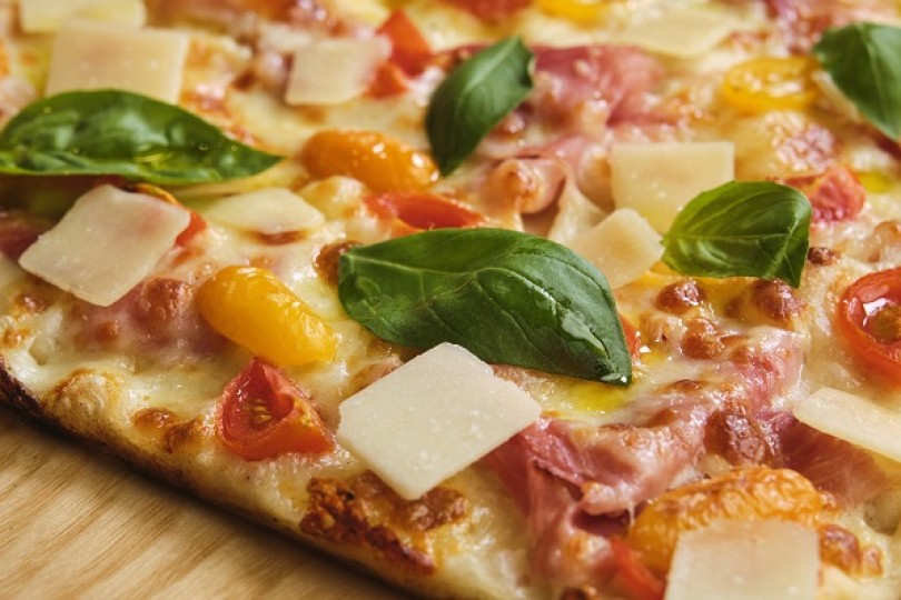 La nuova pizza ‘L’Estiva’ di Alice Pizza con Parmigiano Reggiano e Parmareggio